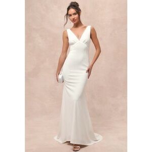 NWT - Lulu's Women's Captivating Promise Sleeveless Mermaid Dress White Bridal